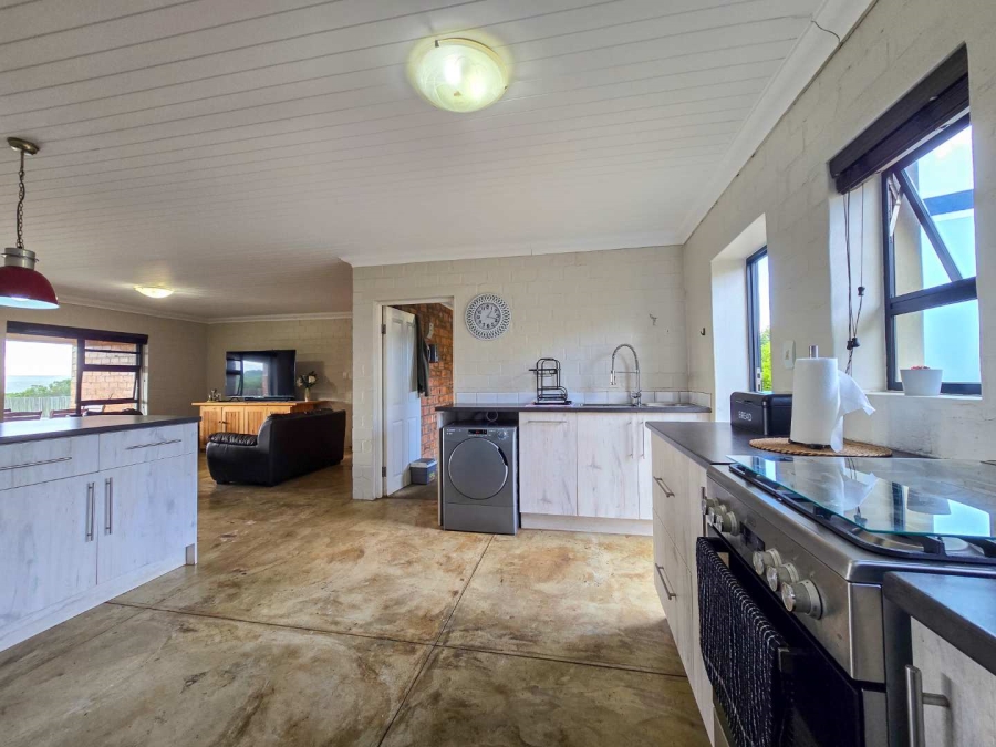 2 Bedroom Property for Sale in Stilbaai Wes Western Cape